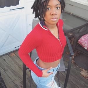 Meet your Posher, Kierra